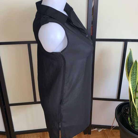 Women’s top - Picture 4 of 5